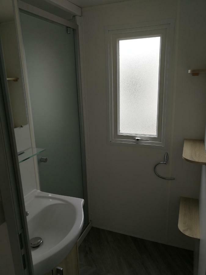 Bungalow 3Ch 2Sdb 8 Pers. Les Mathes Exterior photo